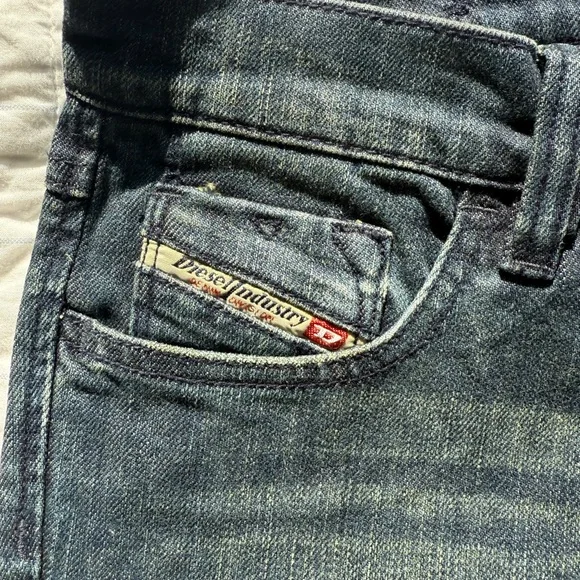 Diesel Straight-Leg Blue Jeans - Picture 10 of 10